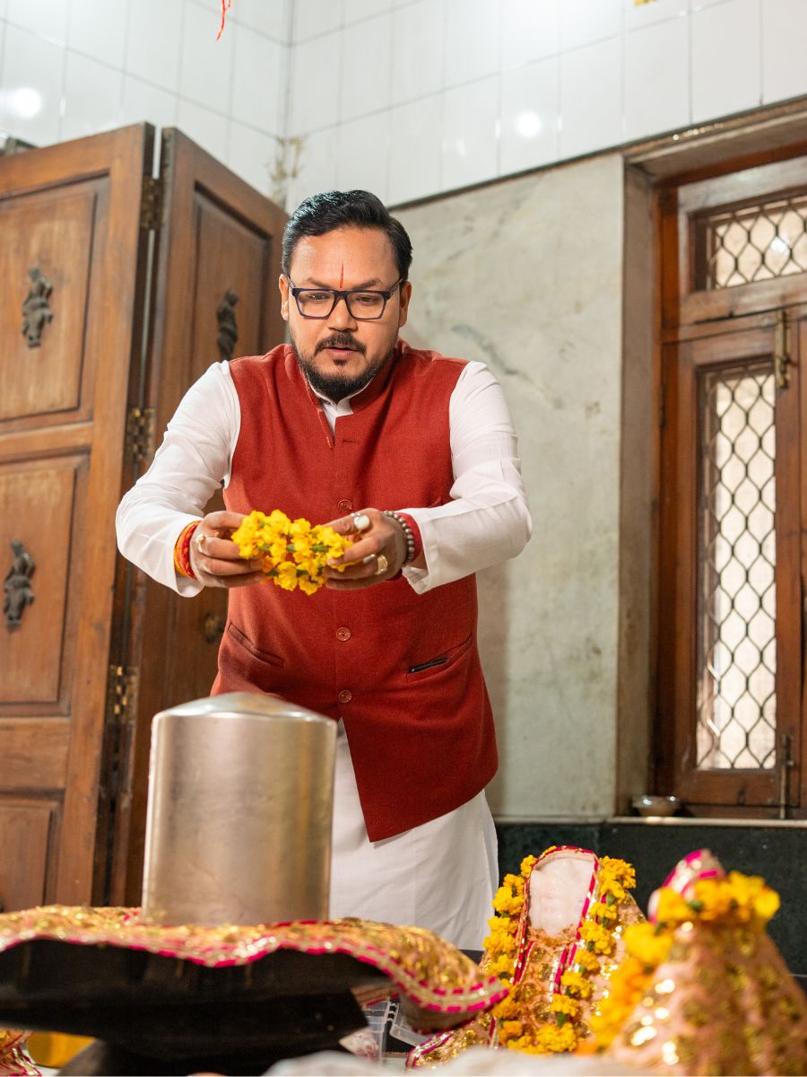 pandit anil sharma